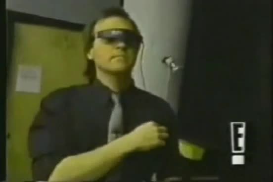 SCOTTS-GEN5-LOW-COST-VR-HEADSET.mp4